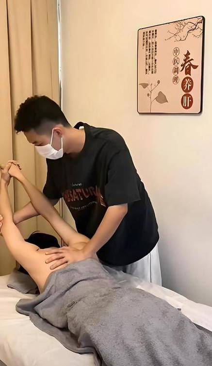 老司机精品影院影院的相关介绍