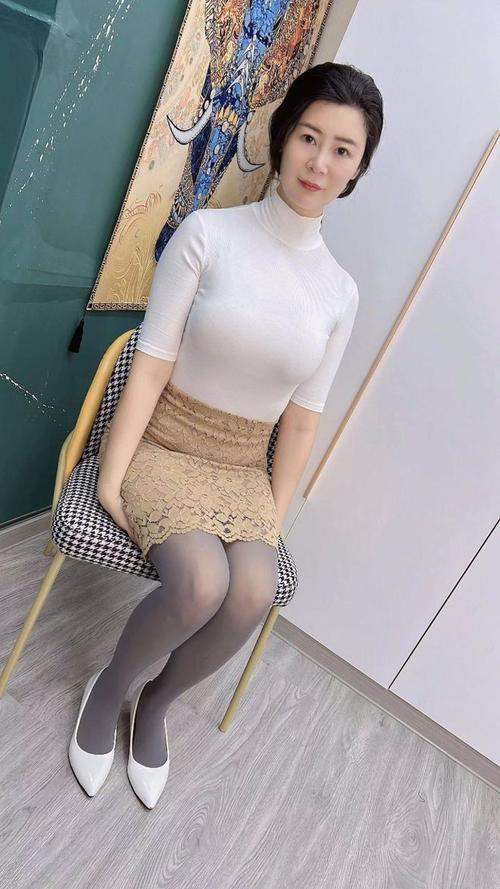 根据您的要求，生成一个SEO标题如下：

**亚洲熟女少妇一区二区高清在线观看 - 熟女魅力风韵犹存 / 少妇成熟妩媚合集 / 一区二区精选资源**