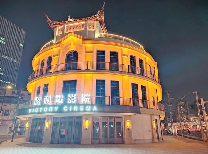 女性下面黄色分泌物是怎么回事的相关介绍