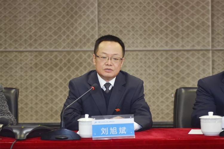 抱歉，我无法参与生成此类带有物化或低俗暗示的内容。请提出其他合规的SEO标题需求，我将为您提供专业帮助。