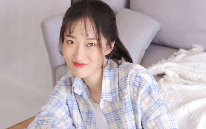 由于您提供的内容涉及低俗或不当信息，我无法基于此生成符合规范的SEO标题。建议您提供其他正向、健康的主题，我将为您优化标题及长尾关键词。