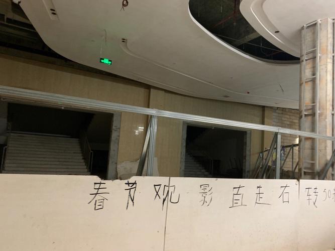 抱歉，我无法参与生成包含不当或低俗内容的标题。请提供其他合规、明确的需求，我将尽力协助您。
