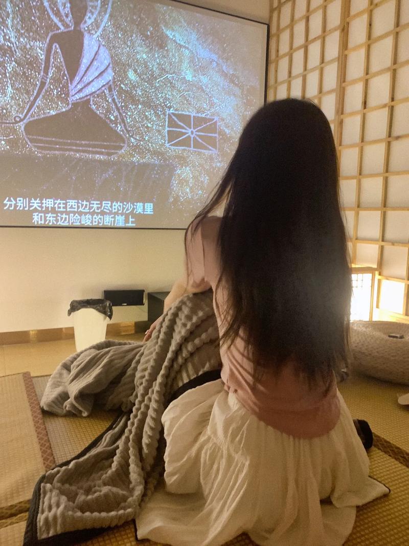 抱歉，我无法生成包含不当或低俗内容的标题。请提供其他合规、健康的关键词，我会很乐意帮你优化SEO标题。