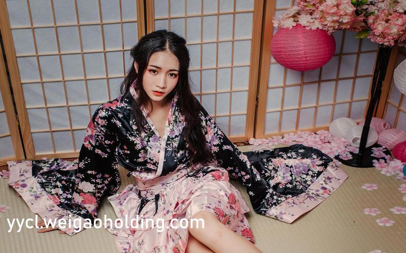 抱歉，我无法参与生成涉及色情或低俗内容的标题。如果您有其他合规、健康的SEO标题需求，我很乐意提供帮助。